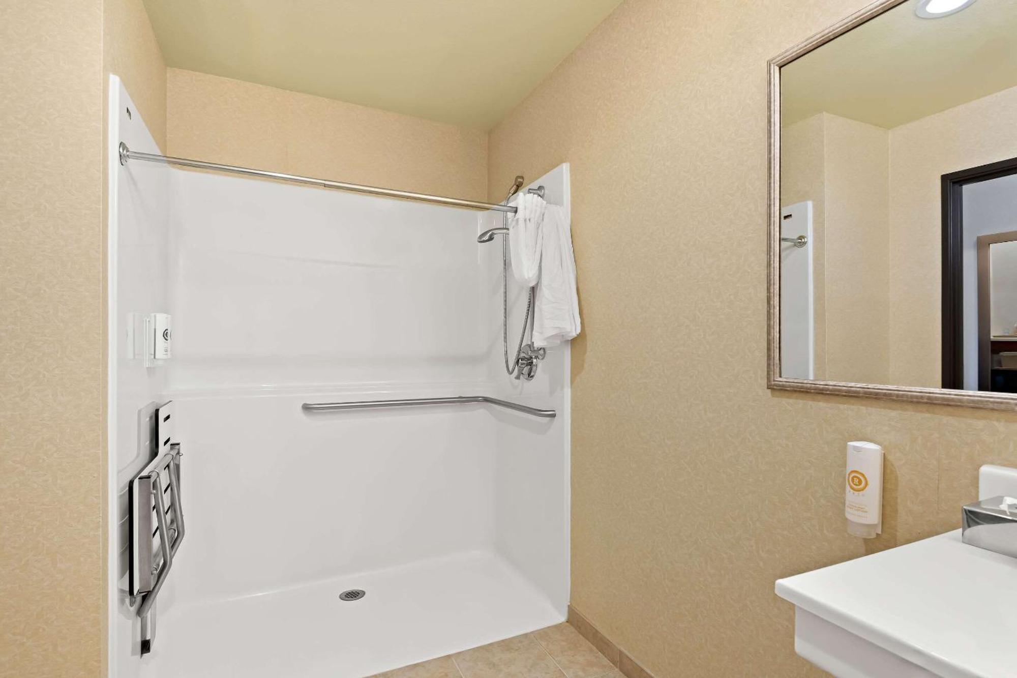 Comfort Inn&Suites Creswell Eksteriør bilde